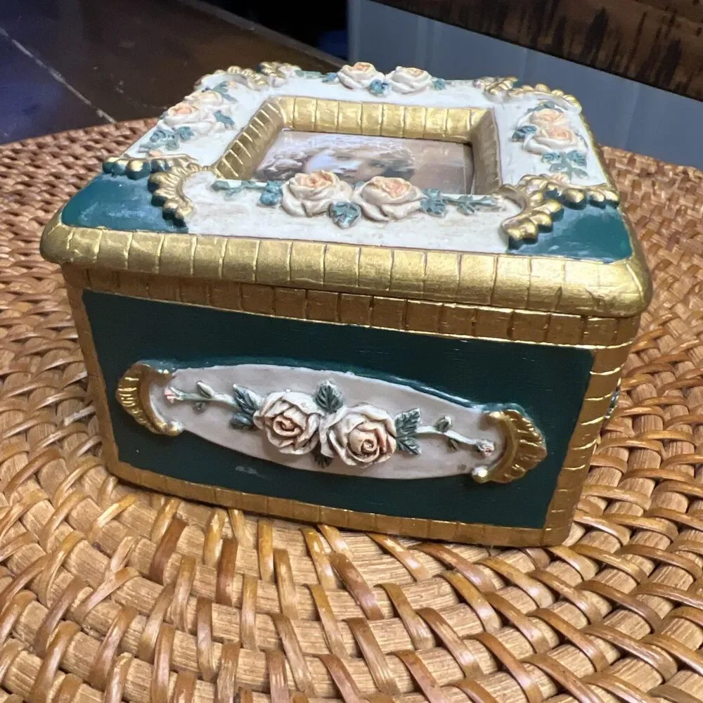 Vintage square picture-holder resin 3D roses trinket box gold felt lining